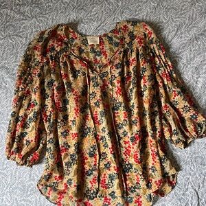 Floral print blouse